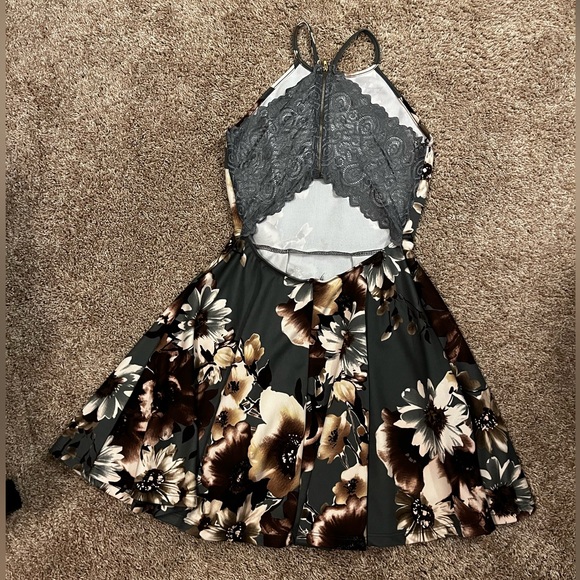 Dress from a’gaci - Picture 2 of 4